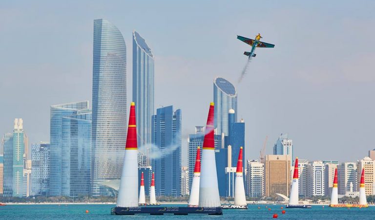 Look Up Above! Aerial Daredevils Will Invade Abu Dhabi Skies This Coming Weekend