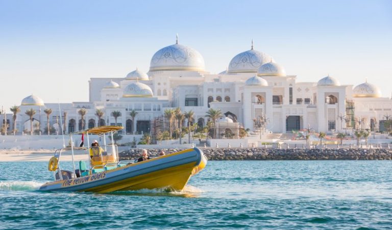 Explore Abu Dhabi’s Scenic Beauty Through A New Lens