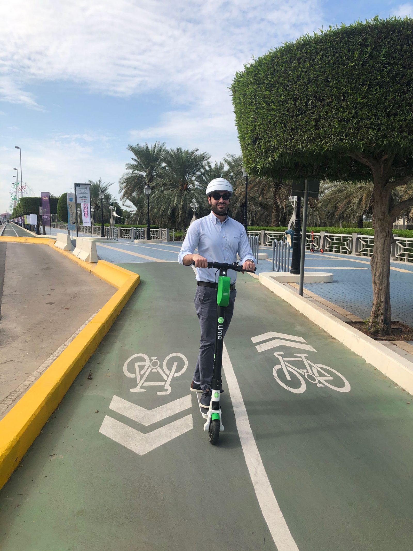 Escooters Warning against riding on the roads in Abu Dhabi