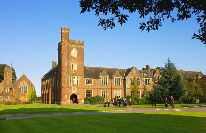 An Online UK Boarding School Exhibition To Answer Your Educational Needs