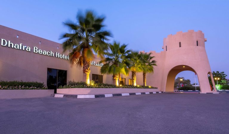 Unwind and Reconnect with nature at Al Dhafra Beach Hotel
