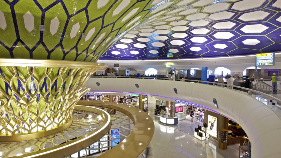 Updated travel rules for UAE residents returning to Abu Dhabi