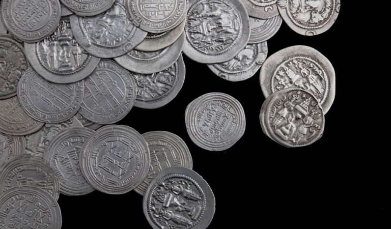 Over 2800 valuable and rare coins on display at the Louvre Abu Dhabi