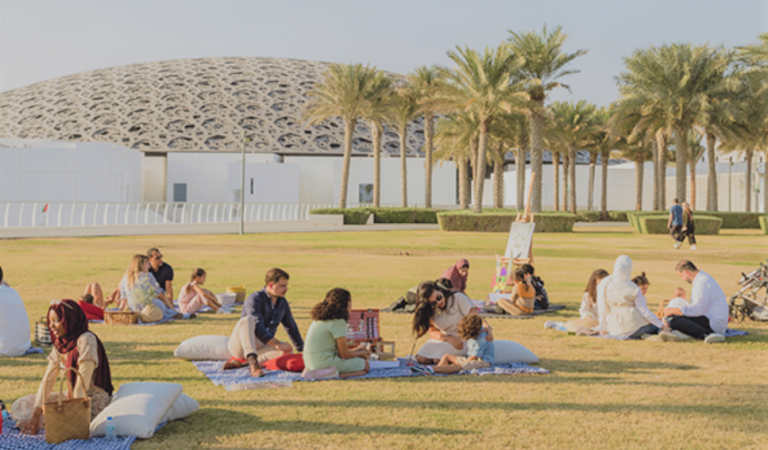 Are you ready to enjoy the very first picnic in the park at Louvre Abu Dhabi?