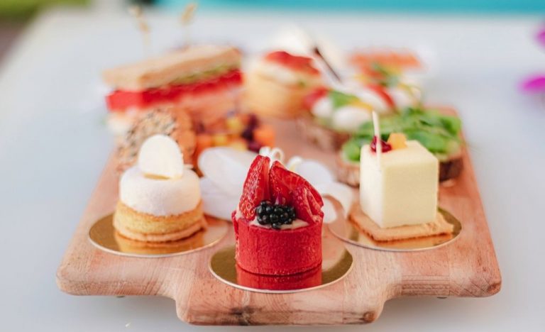 Shangri-La Presents a Delighful Spring-inspired Afternoon Tea at the Lobby Lounge in Partnership with InstaRunway