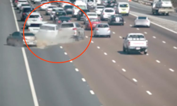 Abu Dhabi Police highlights the dangers of distracted driving