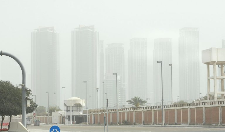 Residents urged to avoid driving in Abu Dhabi