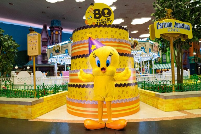 Warner Bros. World™ Abu Dhabi