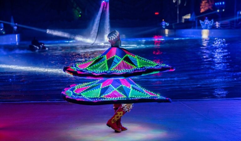 Neon Nights at Yas Waterworld Abu Dhabi extends until October
