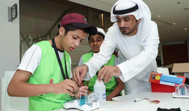Al Ain Zoo Unveils Exciting Educational Programs for Students