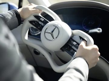 Mercedes EQS steer by wire steering system digital dashboard - Mercedes-Benz